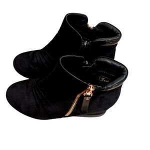 Fashion Black Suede Leather Ankle Boots With Platform Wedges and Zippers Size 6